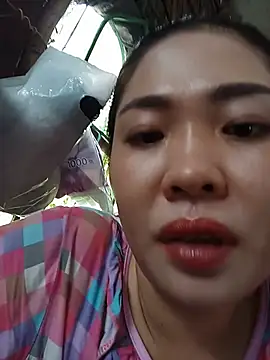 Lin-kute98 online show from May 13, 2026, 2:09 am