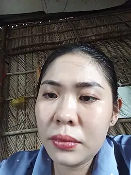 Lin-kute98 online show from May 18, 2026, 4:29 am