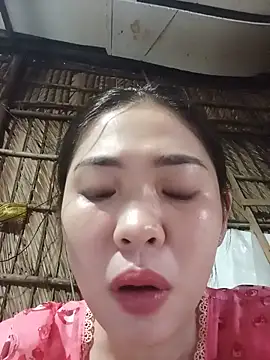 Lin-kute98 online show from May 19, 2026, 10:38 pm