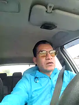 ChrisFloresP online show from June 21, 2026, 6:10 pm