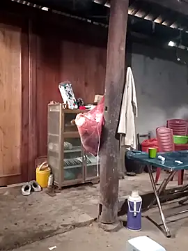 Snapshot of Lily-ross22 chatting on February 4, 2026, 3:01 am Lily-ross22 online show from February 4, 2026, 3:01 am