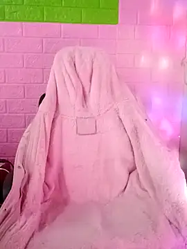 Snapshot of Lily-ross22 chatting on March 8, 2026, 3:21 am Lily-ross22 online show from March 8, 2026, 3:21 am