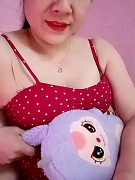 Snapshot of Lily-ross22 chatting on April 1, 2026, 1:41 pm Lily-ross22 online show from April 1, 2026, 1:41 pm