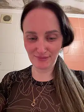 TomilaSi online show from March 8, 2026, 2:04 am