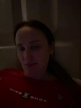 Snapshot of TomilaSi chatting on May 8, 2026, 8:47 pm TomilaSi online show from May 8, 2026, 8:47 pm