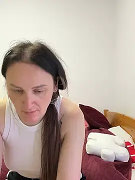 Snapshot of TomilaSi chatting on June 2, 2026, 10:56 pm TomilaSi online show from June 2, 2026, 10:56 pm