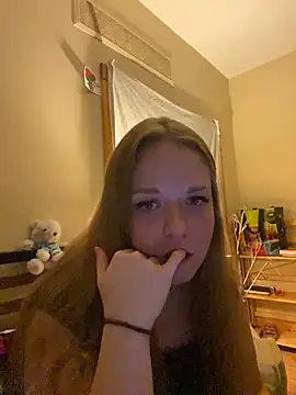 Snapshot of SmirkFans chatting on February 19, 2026, 3:13 am SmirkFans online show from February 19, 2026, 3:13 am