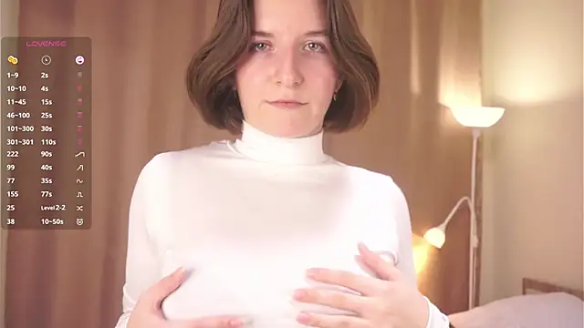 AnnalisaYeary online show from November 29, 2025, 4:21 pm