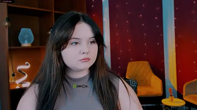 candy flossie1 online show from April 15, 2026, 11:17 am