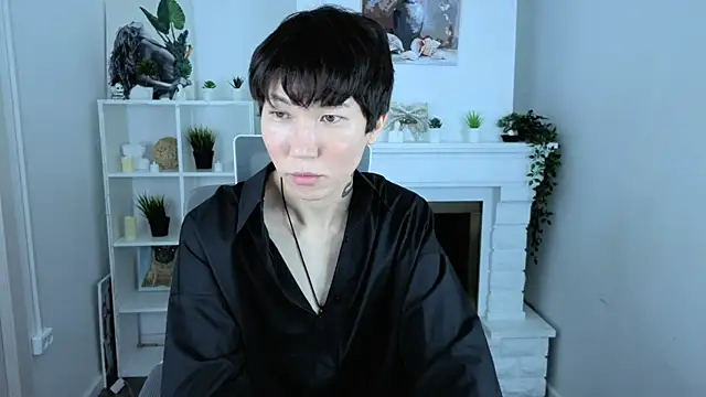 Snapshot of YugoAsian chatting on December 4, 2025, 8:39 pm YugoAsian online show from December 4, 2025, 8:39 pm