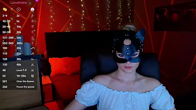  Sweet  Cat  online show from April 5, 2026, 10:01 am