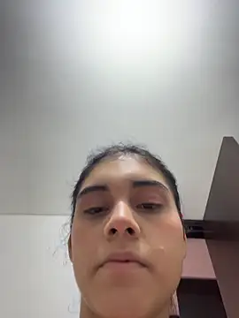 Snapshot of Miia_moonn chatting on February 10, 2026, 1:10 am Miia moonn online show from February 10, 2026, 1:10 am