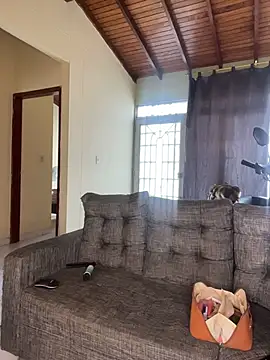 Snapshot of Miia_moonn chatting on March 15, 2026, 4:35 pm Miia moonn online show from March 15, 2026, 4:35 pm