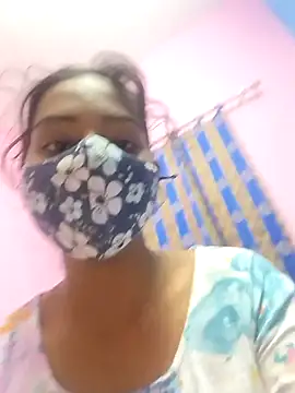 Hot Naira  online show from November 30, 2025, 2:21 pm