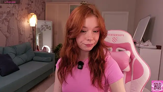 eva aria online show from May 21, 2026, 1:34 am