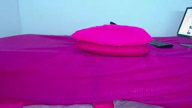 Milytylor online show from March 1, 2026, 2:13 am