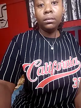 Snapshot of SavageHoney chatting on February 6, 2026, 1:36 pm SavageHoney online show from February 6, 2026, 1:36 pm