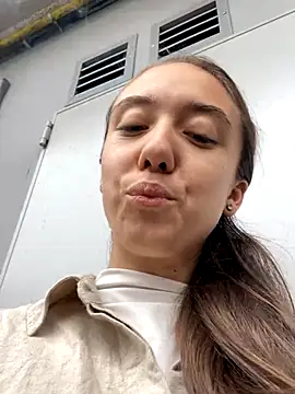 CristinaSw online show from December 14, 2025, 12:54 pm