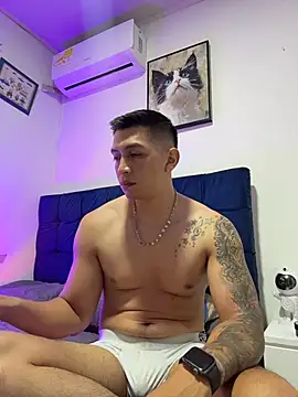 OliverWest04 online show from November 28, 2025, 4:20 pm