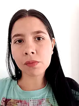 Snapshot of KarelysAC chatting on November 26, 2025, 6:09 pm KarelysAC online show from November 26, 2025, 6:09 pm