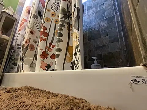 Snapshot of xxxenzo1 chatting on March 22, 2025, 5:31 pm xxxenzo1 online show from March 22, 2025, 5:31 pm