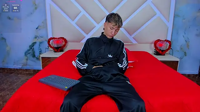 sammysex- online show from December 4, 2025, 6:12 am