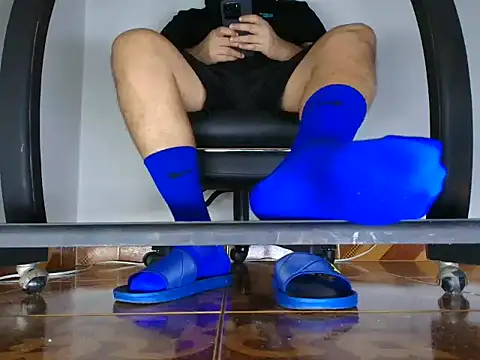 Alphacashmaster777 online show from January 15, 2026, 12:32 pm