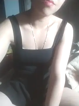 tieutam122 online show from February 6, 2026, 11:19 pm