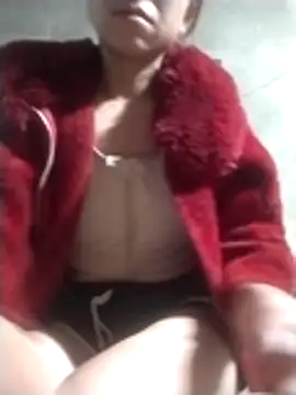 tieutam122 online show from February 26, 2026, 10:53 pm