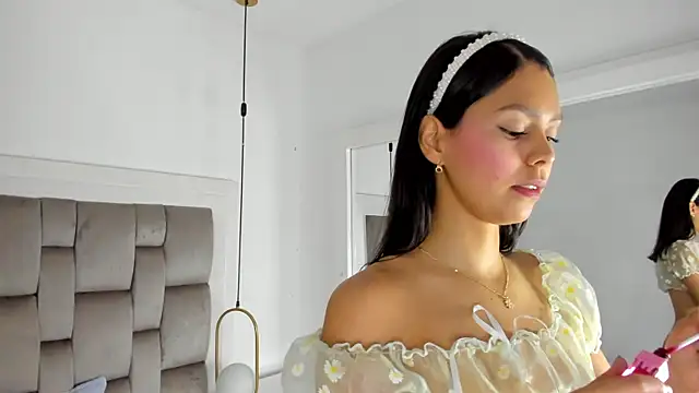 gaby smit   online show from April 16, 2026, 11:55 am