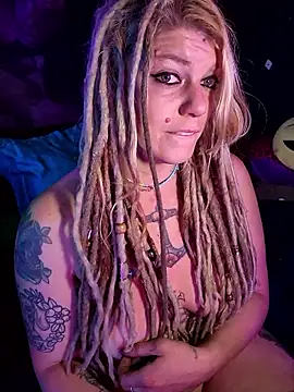 Horny hippie online show from December 23, 2025, 8:01 am