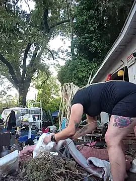 Horny hippie online show from April 12, 2026, 10:04 pm