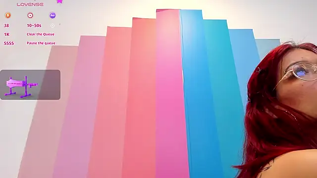 LolyYunno online show from April 4, 2026, 1:26 am