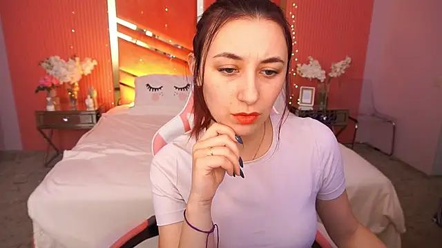 RoxieRay online show from February 4, 2026, 3:29 pm