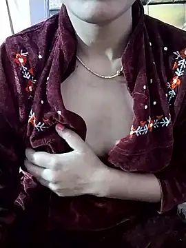 RASHMI SHARMA9 online show from January 17, 2026, 7:46 am