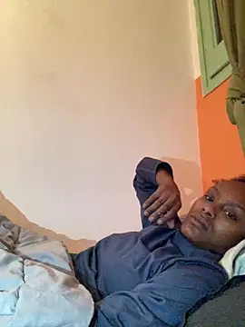    Hannah    online show from December 17, 2025, 11:55 pm