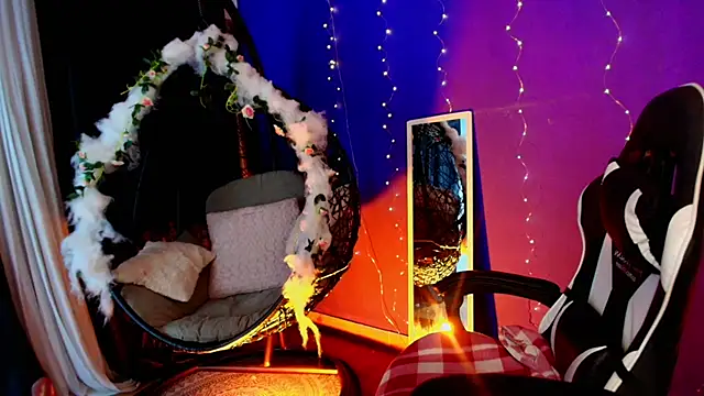 Anto Thompson online show from December 23, 2025, 2:42 am