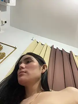 SofiaHarison online show from December 22, 2025, 11:13 pm