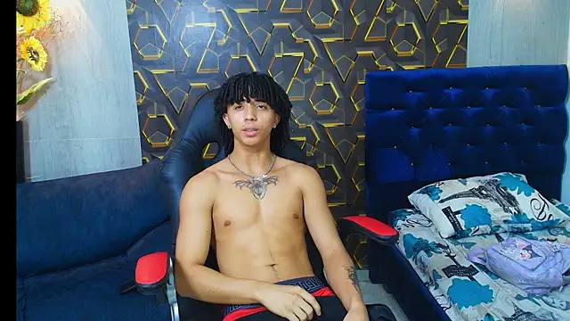 kim curlyy online show from April 16, 2026, 4:13 am