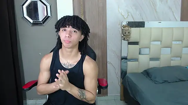 kim curlyy online show from May 12, 2026, 1:30 pm