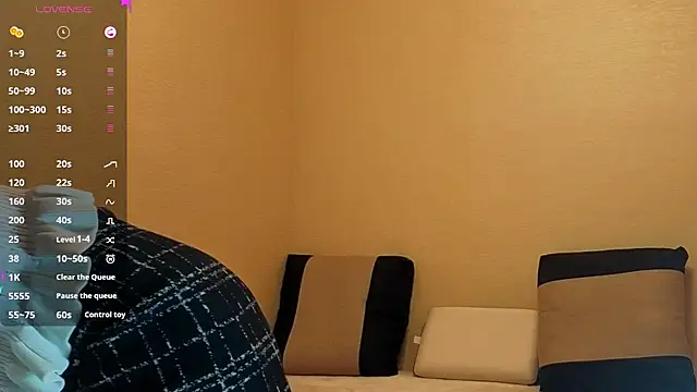 Snapshot of AlexaLurexx chatting on February 6, 2026, 2:09 pm AlexaLurexx online show from February 6, 2026, 2:09 pm