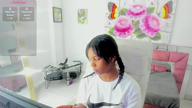 miiyaako ds online show from December 1, 2025, 9:53 pm