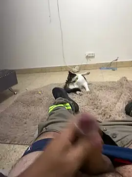 Snapshot of MatiG2323 chatting on April 10, 2026, 3:45 am MatiG2323 online show from April 10, 2026, 3:45 am