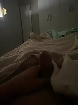 Snapshot of MatiG2323 chatting on April 14, 2026, 4:57 pm MatiG2323 online show from April 14, 2026, 4:57 pm