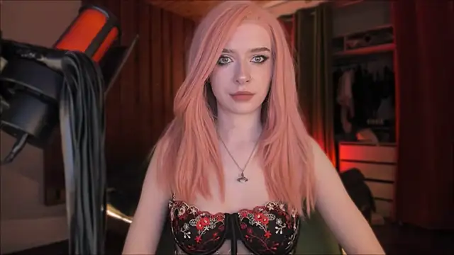 Snapshot of Mistress_Iris chatting on November 29, 2025, 4:21 pm Mistress Iris online show from November 29, 2025, 4:21 pm