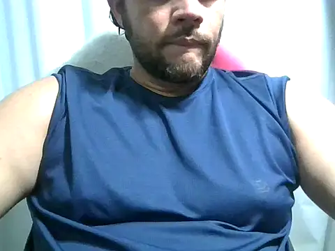 Maxsex7771 online show from May 22, 2026, 9:20 pm
