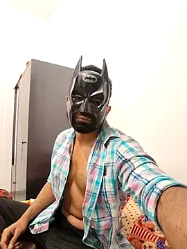 Amit22122 online show from January 11, 2026, 12:59 am