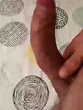 Emir4215 online show from April 1, 2026, 5:10 pm