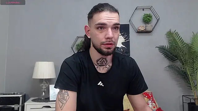 KaneHunter online show from February 18, 2026, 4:52 am