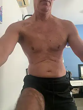 Snapshot of Elosoo chatting on January 18, 2026, 1:37 pm Elosoo online show from January 18, 2026, 1:37 pm